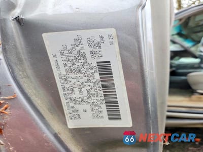Zdjęcie 12 z 12 samochodu: 2004 TOYOTA TUNDRA ACCESS CAB SR5 VIN:5TBBT44114S447569 - miniatura