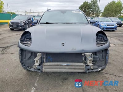 Piąte zdjęcie samochodu w środku: 2021 PORSCHE MACAN VIN:WP1AA2A54MLB09619 - miniatura