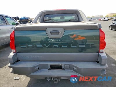 Zdjęcie 6 z 12 samochodu: 2002 CHEVROLET AVALANCHE C1500 VIN:3GNEC13T62G188019 - miniatura