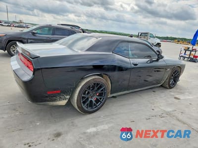 Trzecie zdjęcie samochodu z tyłu: 2012 DODGE CHALLENGER SRT-8 VIN:2C3CDYCJ7CH284302 - miniatura