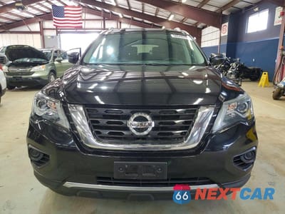 Piąte zdjęcie samochodu w środku: 2018 NISSAN PATHFINDER S VIN:5N1DR2MM7JC621991 - miniatura