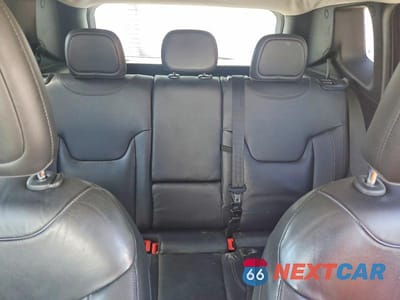 Zdjęcie 10 z 13 samochodu: 2016 JEEP RENEGADE LIMITED VIN:ZACCJADT1GPC61226 - miniatura