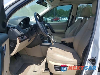 Zdjęcie 7 z 13 samochodu: 2014 LAND ROVER LR2 HSE VIN:SALFR2BG8EH411055 - miniatura