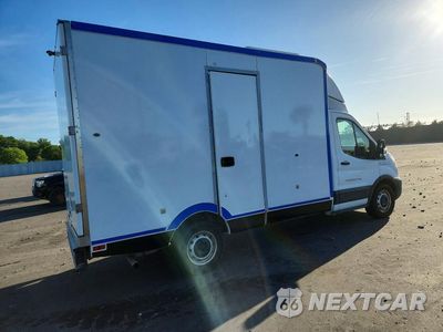 Trzecie zdjęcie samochodu z tyłu: 2020 FORD TRANSIT DELIVERY TRUCK VIN:1FDBW5Z8XLKB30322 - miniatura