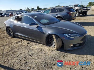 Czwarte zdjęcie samochodu z boku: 2018 TESLA MODEL S VIN:5YJSA1E47JF243878 - miniatura