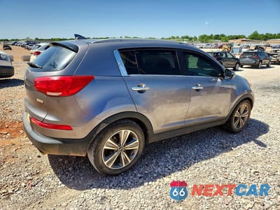 Trzecie zdjęcie samochodu z tyłu: 2014 KIA SPORTAGE SX VIN:KNDPC3A6XE7581354 - miniatura