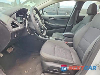 Zdjęcie 7 z 12 samochodu: 2018 CHEVROLET CRUZE LT VIN:1G1BE5SM4J7115077 - miniatura