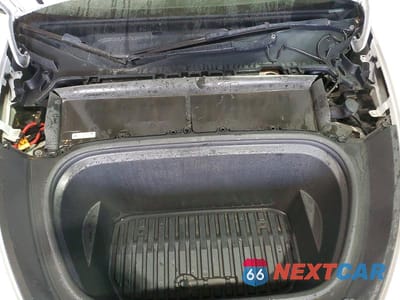 Zdjęcie 12 z 12 samochodu: 2022 TESLA MODEL Y VIN:7SAYGAEE0NF521885 - miniatura