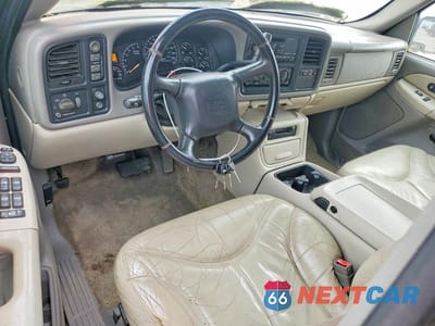 Zdjęcie 8 z 13 samochodu: 2002 GMC YUKON XL K2500 VIN:3GKGK26G32G147988 - miniatura