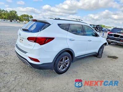 Trzecie zdjęcie samochodu z tyłu: 2017 HYUNDAI SANTA FE SPORT 2.4L VIN:5NMZU3LB9HH019216 - miniatura