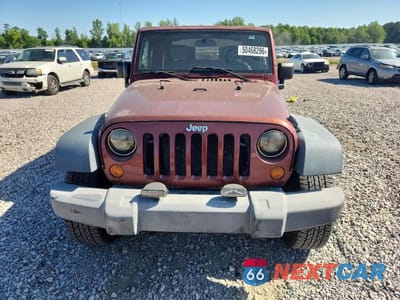 Piąte zdjęcie samochodu w środku: 2008 JEEP WRANGLER X VIN:1J4FA24188L508176 - miniatura