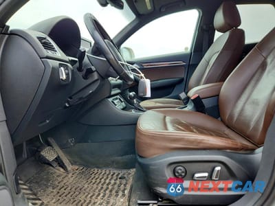 Zdjęcie 7 z 13 samochodu: 2016 AUDI Q3 PREMIUM PLUS VIN:WA1EFCFS9GR020164 - miniatura