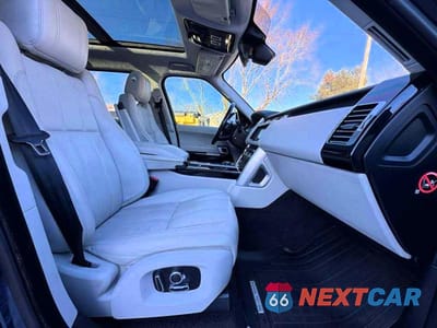 Piąte zdjęcie samochodu w środku: 2017 LAND ROVER RANGE ROVER SUPERCHARGED VIN:SALGS5FE7HA345677 - miniatura