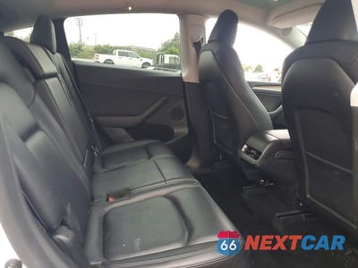 Zdjęcie 10 z 12 samochodu: 2024 TESLA MODEL Y VIN:7SAYGAEE2RF054149 - miniatura