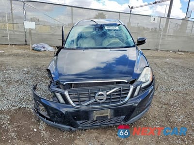 Piąte zdjęcie samochodu w środku: 2011 VOLVO XC60 3.2 VIN:YV4940DL1B2187740 - miniatura