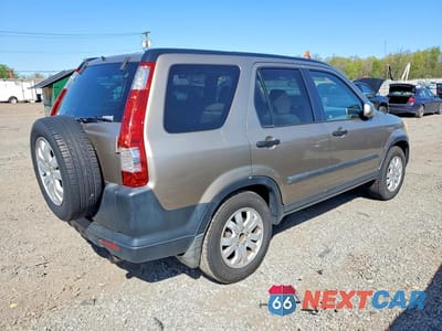 Trzecie zdjęcie samochodu z tyłu: 2005 HONDA CR-V EX VIN:SHSRD788X5U326615 - miniatura