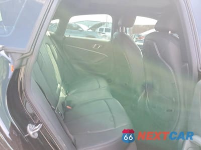 Zdjęcie 10 z 12 samochodu: 2021 BMW 228I VIN:WBA53AK05M7J35520 - miniatura