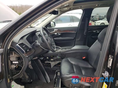 Zdjęcie 7 z 13 samochodu: 2016 VOLVO XC90 T6 VIN:YV4A22PK1G1055673 - miniatura