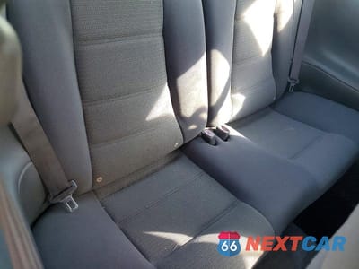 Zdjęcie 10 z 11 samochodu: 2004 FORD MUSTANG VIN:1FAFP40424F127146 - miniatura