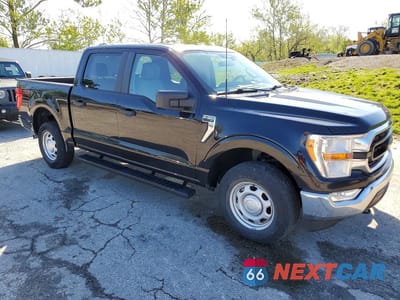 Czwarte zdjęcie samochodu z boku: 2022 FORD F150 SUPERCREW VIN:1FTEW1EB0NKE17781 - miniatura