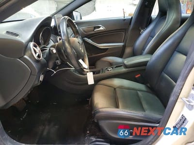 Zdjęcie 7 z 11 samochodu: 2016 MERCEDES-BENZ CLA 250 4MATIC VIN:WDDSJ4GB6GN337554 - miniatura