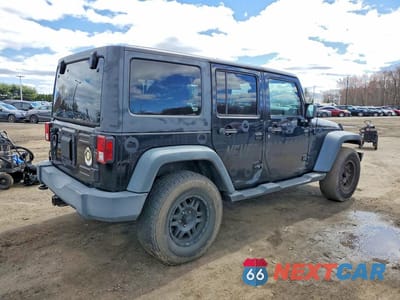 Trzecie zdjęcie samochodu z tyłu: 2011 JEEP WRANGLER UNLIMITED SPORT VIN:1J4BA3H10BL583556 - miniatura