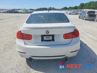 Zdjęcie 6 z 12 samochodu: 2013 BMW 335 I VIN:WBA3A9C50DF475573 - miniatura