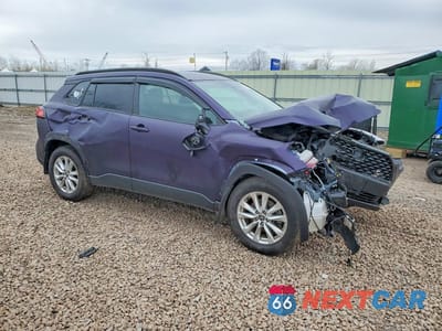 Czwarte zdjęcie samochodu z boku: 2023 TOYOTA COROLLA CROSS LE VIN:7MUBAABG2PV052085 - miniatura