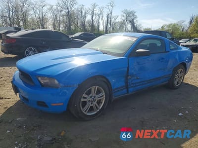 2010 FORD MUSTANG 1ZVBP8ANXA5126915 - główne zdjęcie licytacji z USA - miniatura