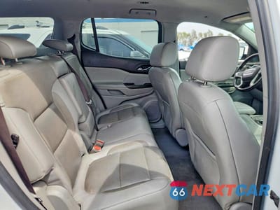 Zdjęcie 10 z 12 samochodu: 2018 GMC ACADIA SLT-1 VIN:1GKKNMLA1JZ120591 - miniatura