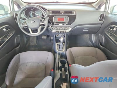 Zdjęcie 8 z 12 samochodu: 2016 KIA RIO LX VIN:KNADM4A37G6668369 - miniatura