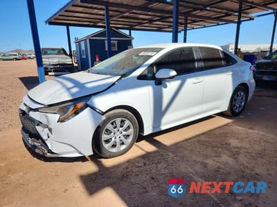 2021 TOYOTA COROLLA LE 5YFEPMAE5MP168912 - główne zdjęcie licytacji z USA - miniatura