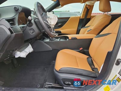 Zdjęcie 7 z 12 samochodu: 2024 LEXUS ES 300H BASE VIN:58ADA1C12RU037618 - miniatura