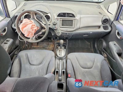 Zdjęcie 8 z 13 samochodu: 2009 HONDA FIT SPORT VIN:JHMGE88609S060187 - miniatura