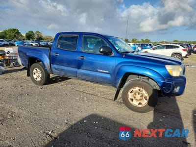 Czwarte zdjęcie samochodu z boku: 2015 TOYOTA TACOMA PRERUNNER VIN:5TFJU4GN5FX068067 - miniatura