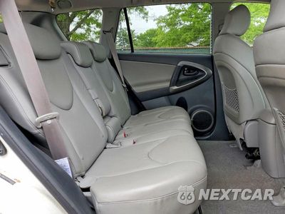 Zdjęcie 11 z 13 samochodu: 2007 TOYOTA RAV4 LIMITED VIN:JTMBK31V975037303 - miniatura