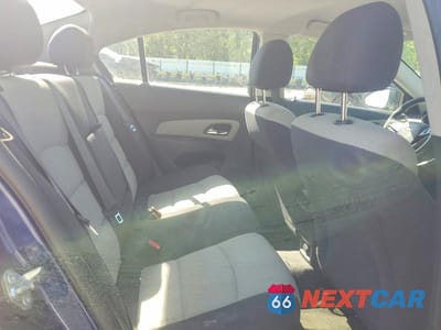 Zdjęcie 10 z 12 samochodu: 2012 CHEVROLET CRUZE LS VIN:1G1PC5SH3C7406199 - miniatura