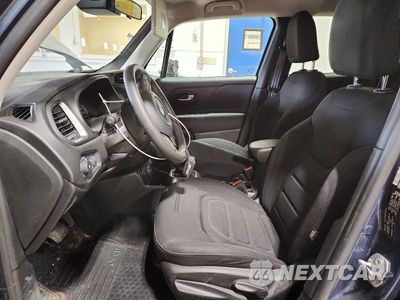 Zdjęcie 7 z 13 samochodu: 2022 JEEP RENEGADE LATITUDE VIN:ZACNJDB19NPN57715 - miniatura