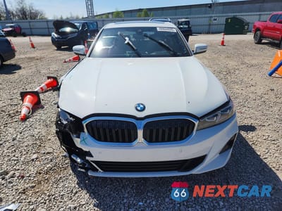 Piąte zdjęcie samochodu w środku: 2025 BMW 330XI VIN:3MW89CW06S8F23823 - miniatura