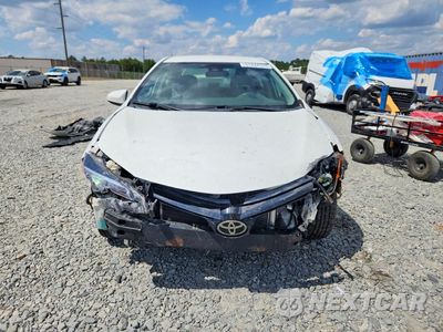 Piąte zdjęcie samochodu w środku: 2018 TOYOTA COROLLA LE VIN:5YFBURHE7JP808743 - miniatura