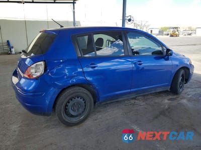 Trzecie zdjęcie samochodu z tyłu: 2012 NISSAN VERSA 1.8 S VIN:3N1BC1CP0CK813787 - miniatura