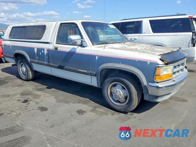 Czwarte zdjęcie samochodu z boku: 1992 DODGE DAKOTA VIN:1B7GL26X7NS533867 - miniatura