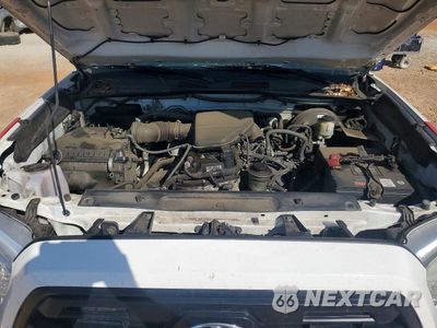 Zdjęcie 11 z 12 samochodu: 2016 TOYOTA TACOMA SR VIN:5TFRX5GN1GX064146 - miniatura