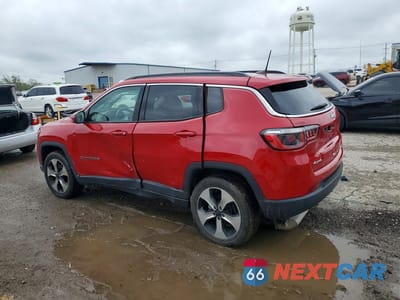 Drugie zdjęcie samochodu z przodu: 2018 JEEP COMPASS LATITUDE VIN:3C4NJDBB4JT313999 - miniatura