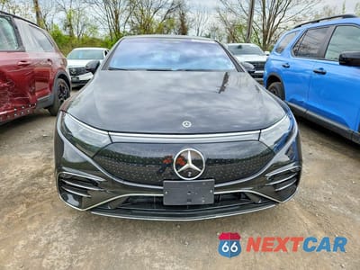 Piąte zdjęcie samochodu w środku: 2023 MERCEDES-BENZ EQS SEDAN 580 4MATIC VIN:W1KCG4EB0PA037375 - miniatura