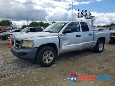 2008 DODGE DAKOTA SXT 1D3HE38N18S590495 - główne zdjęcie licytacji z USA - miniatura