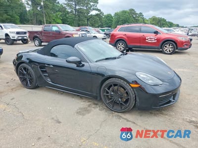 Czwarte zdjęcie samochodu z boku: 2017 PORSCHE BOXSTER VIN:WP0CA2A85HS220583 - miniatura