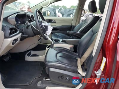Zdjęcie 7 z 13 samochodu: 2023 CHRYSLER PACIFICA TOURING L VIN:2C4RC1BG5PR501898 - miniatura