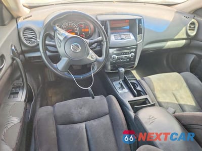 Zdjęcie 8 z 12 samochodu: 2010 NISS MAXIMA 3.5 S VIN:1N4AA5AP3AC800873 - miniatura