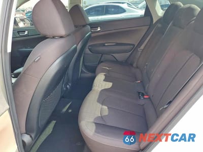 Zdjęcie 10 z 13 samochodu: 2020 KIA OPTIMA LX VIN:5XXGT4L36LG412025 - miniatura